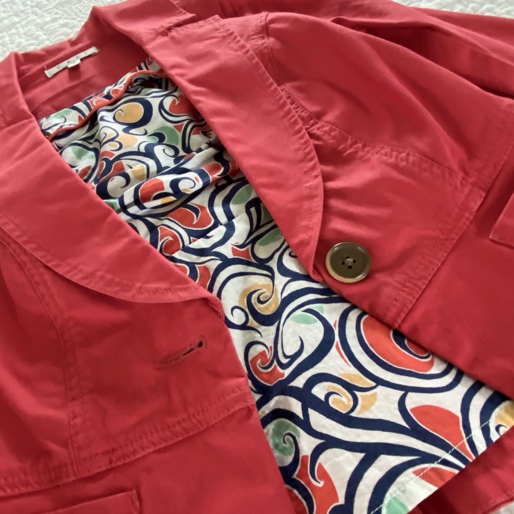 Colorful Swirl Patterned Women's Top - Picture 6 of 6